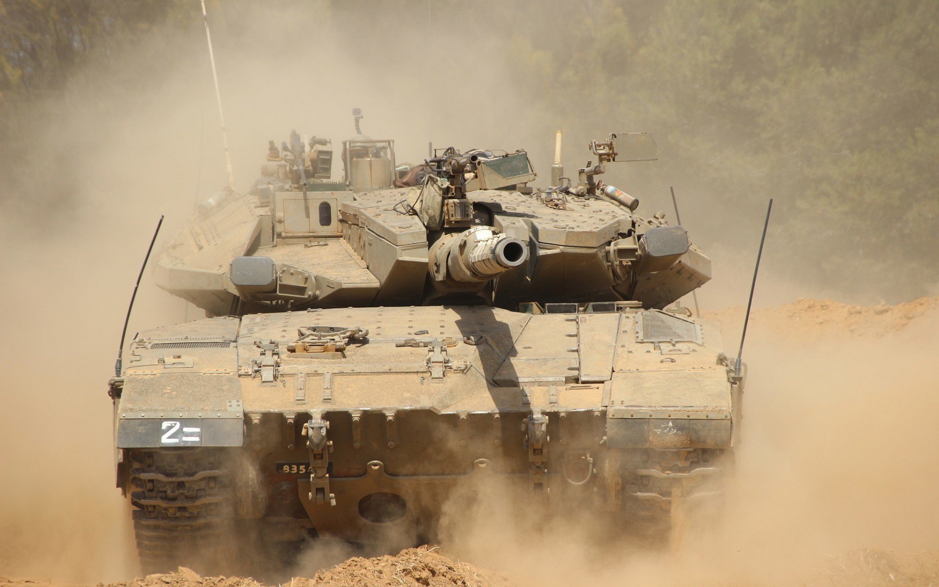 F1品牌合作:跨界联名的新潮流,f1都有哪些品牌