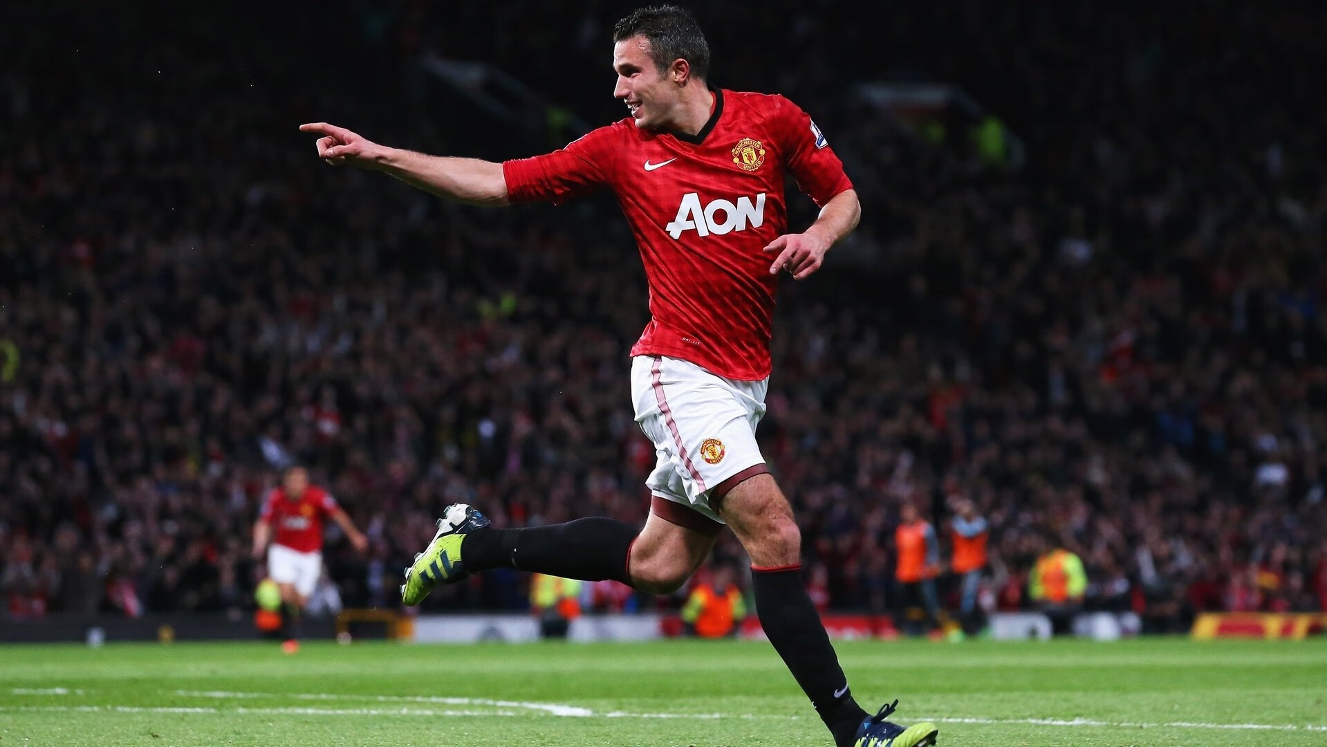 英超激烈争夺：悬念重重，场场精彩！，英超争冠